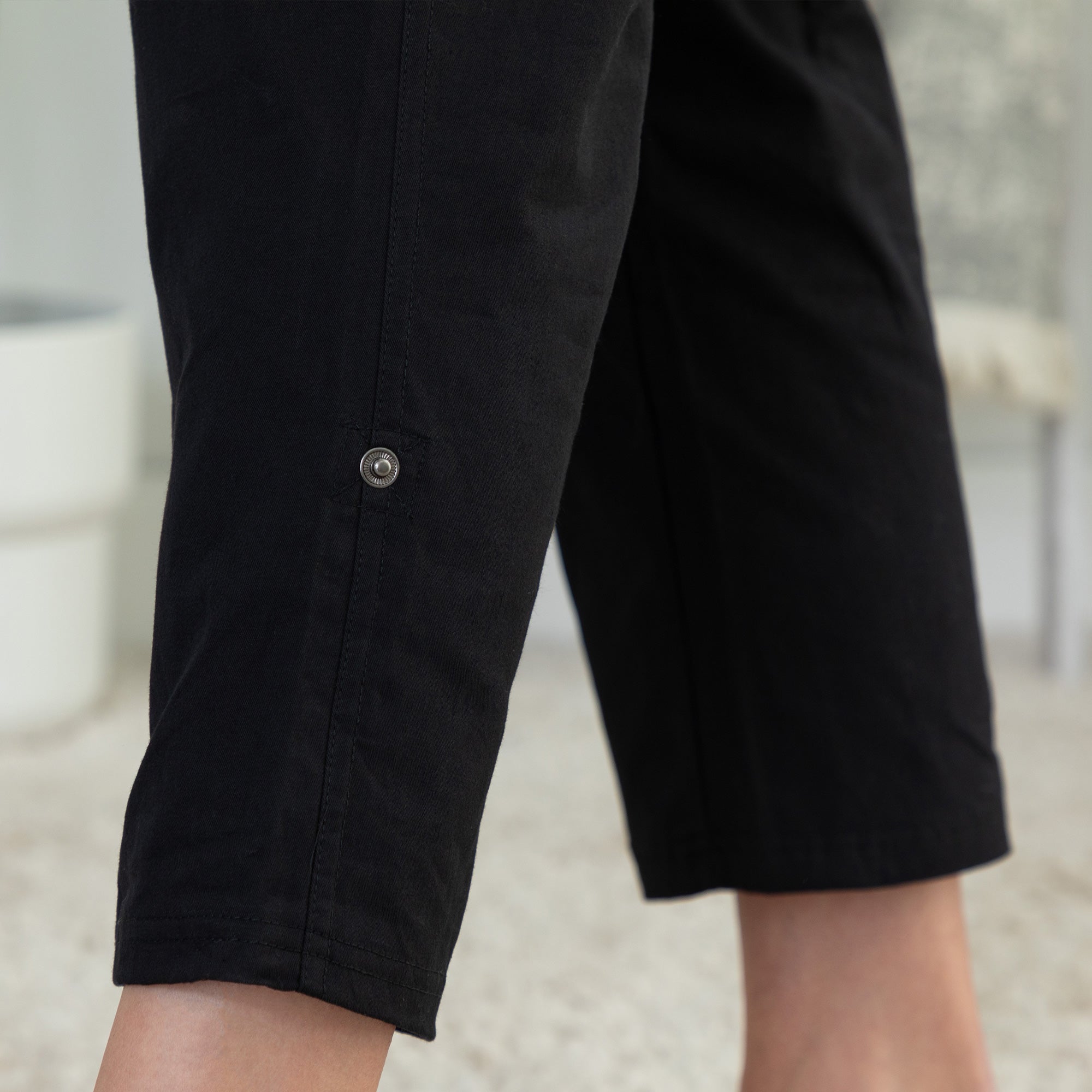 Ultimate Paw Print Convertible Pants - Upgrade Your Style