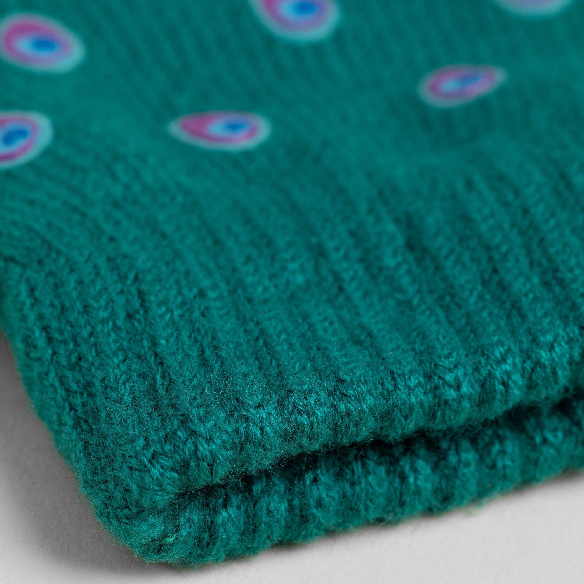 Premium Peacock Print Touch Screen Gloves - Ultimate Winter Essential