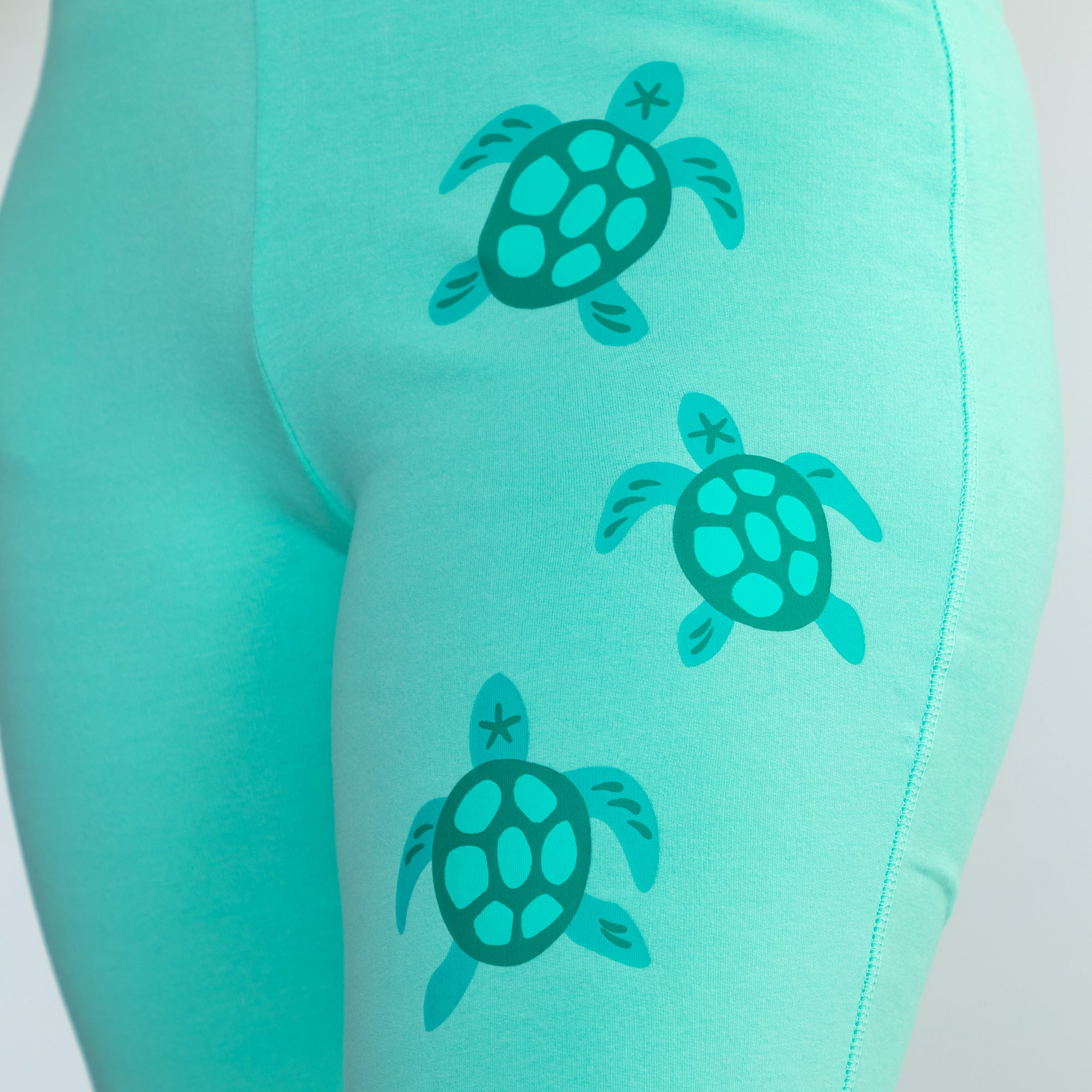 Premium Turtle Yoga Pants with Hidden Zippered Pocket - Ultimate Comfort & Style