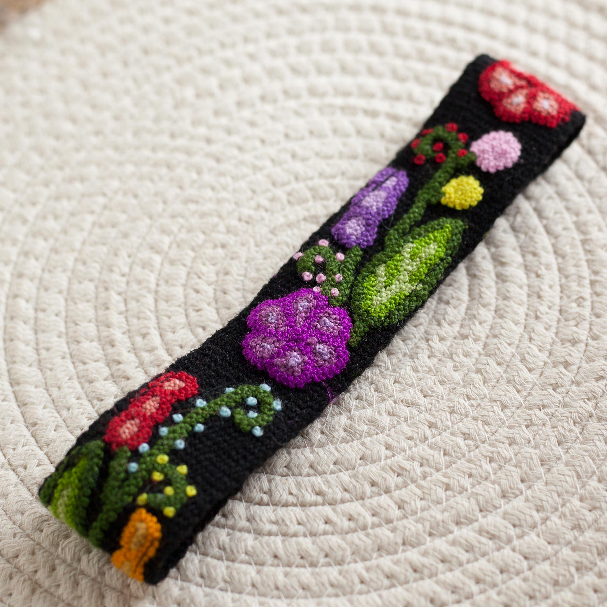 Premium Handcrafted Floral Wool Headband from Peru – Unique & Colorful Design