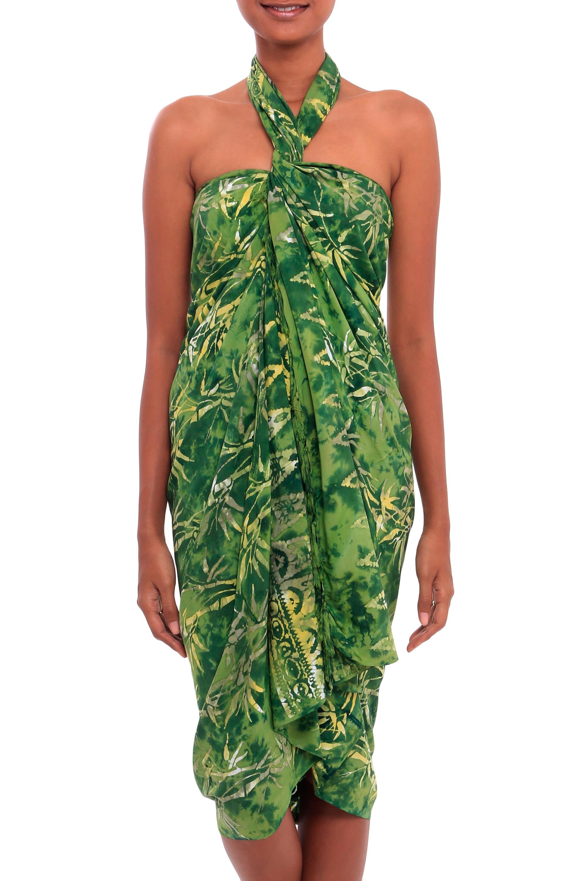 Premium Green Leaf Batik Rayon Sarong – Handcrafted in Bali