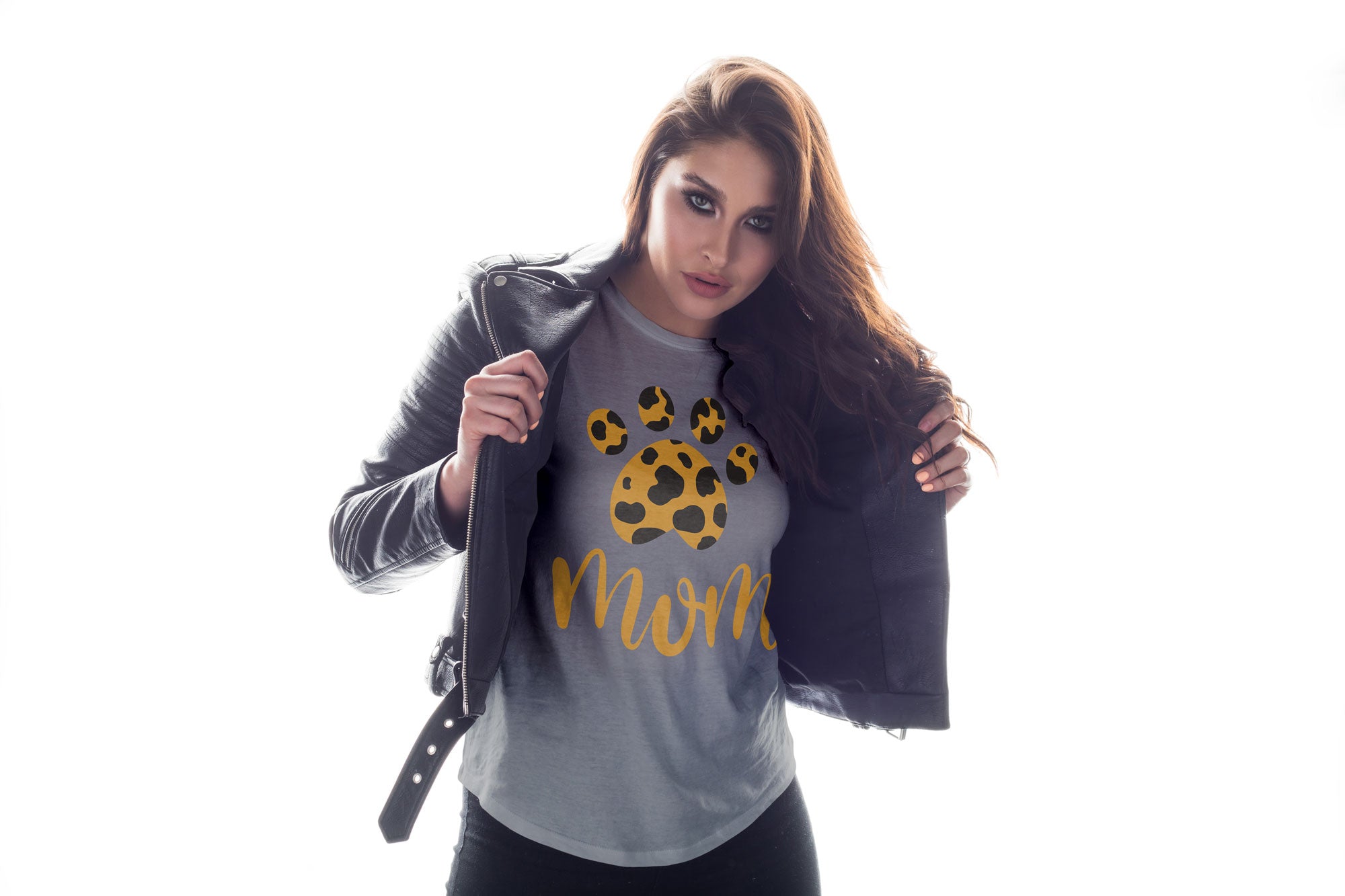 Premium Cheetah Print Mom T-Shirt - Ultimate Comfort & Style