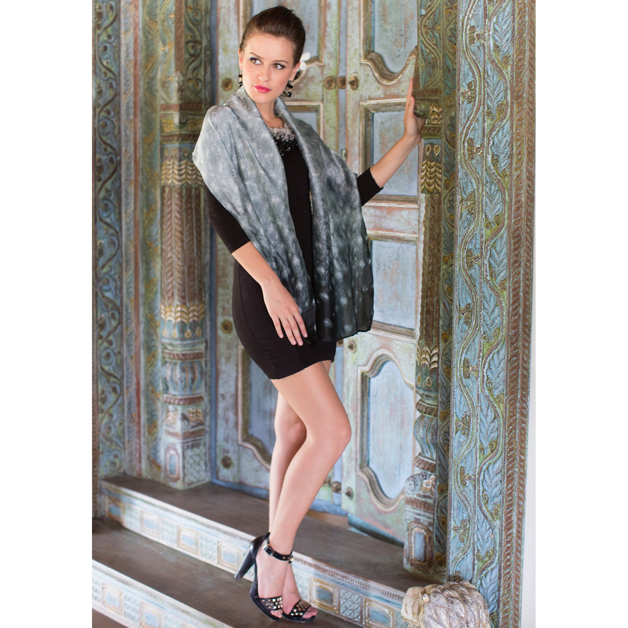 Premium Mottled Black Tie Dye Scarf – Handcrafted Elegance