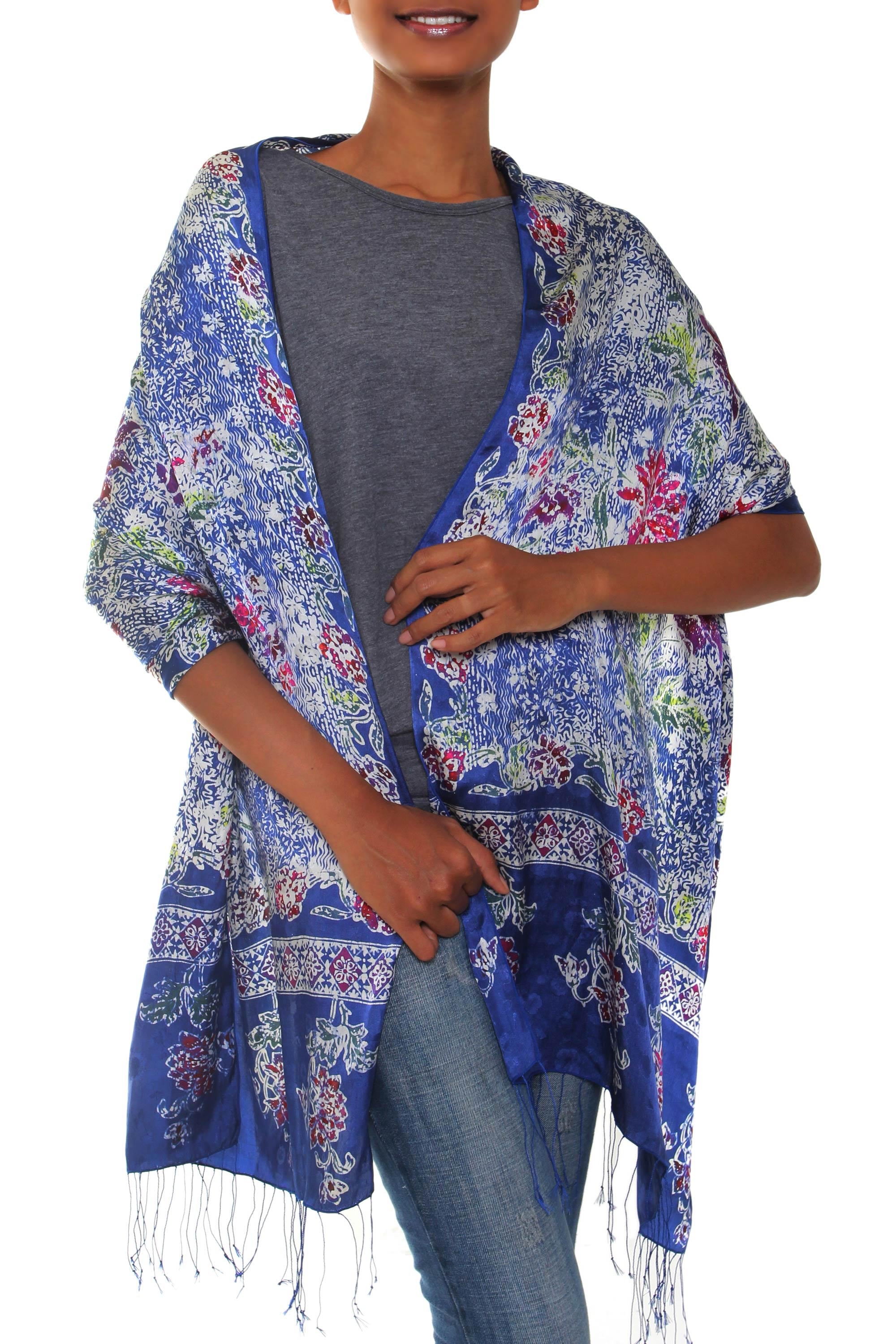 Premium Sapphire Mums Silk Shawl – Ultimate Batik Elegance