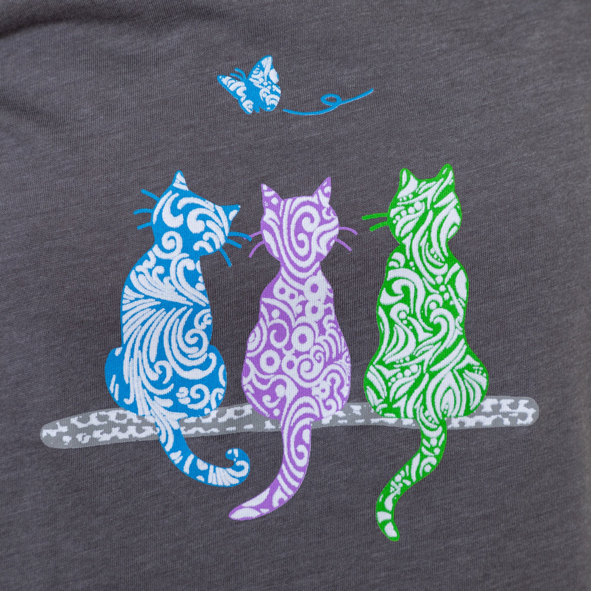 Premium Sitting Kitties Scoop Neck Tee - Whimsical Cat Design