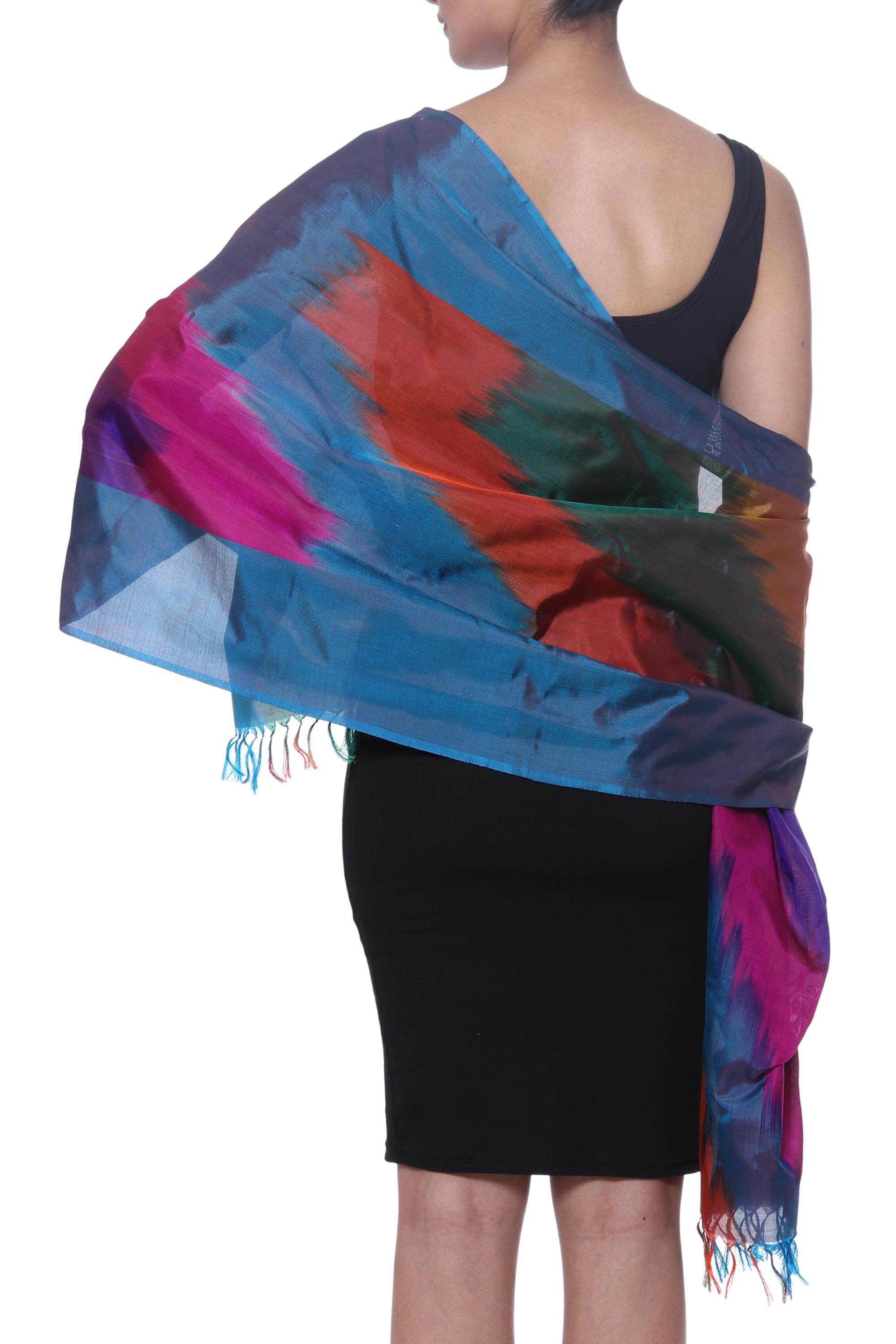 Premium Ikat Handwoven Silk Scarf – Ultimate Luxury from India