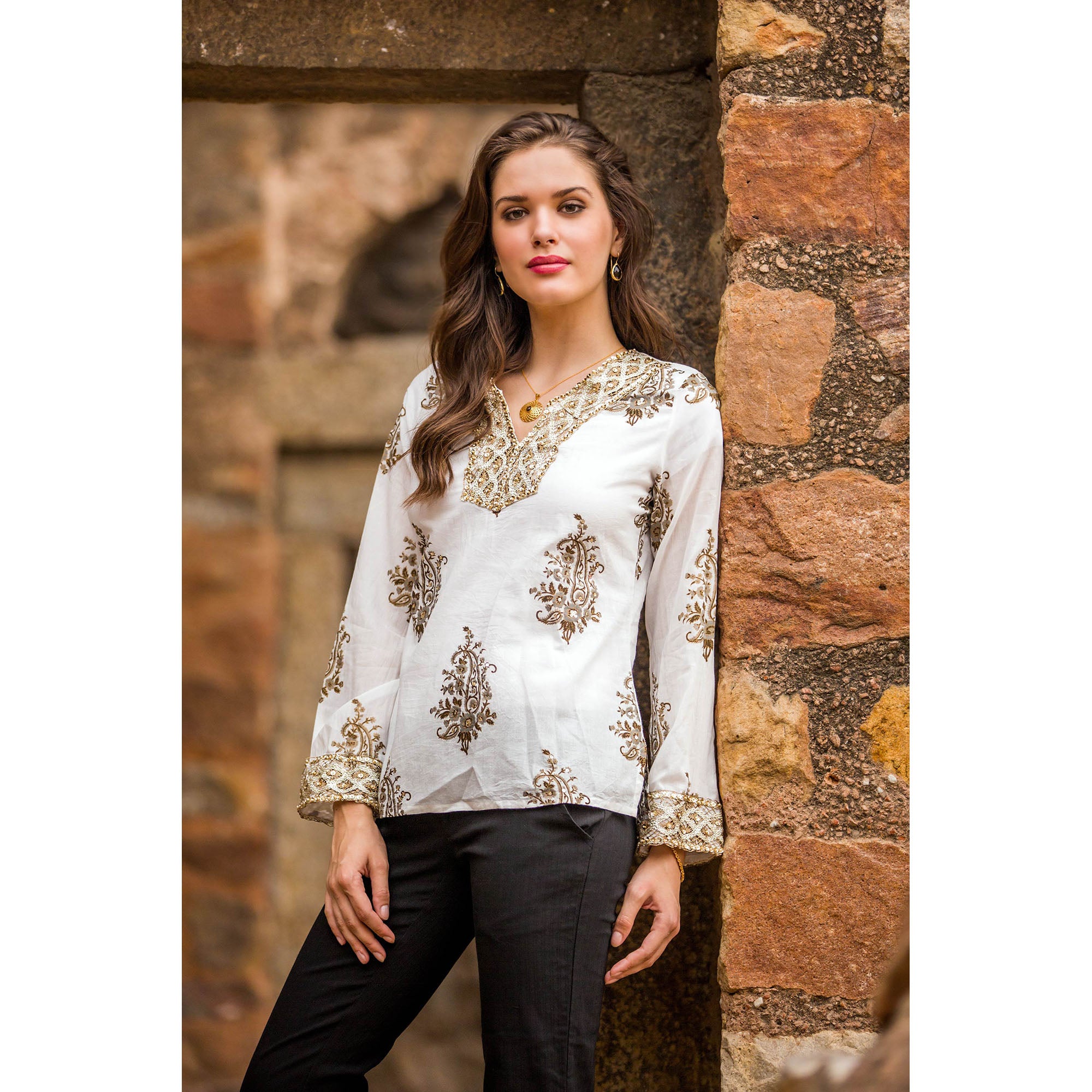 Premium Festive Floral Paisley Zari Blouse - Handcrafted Elegance