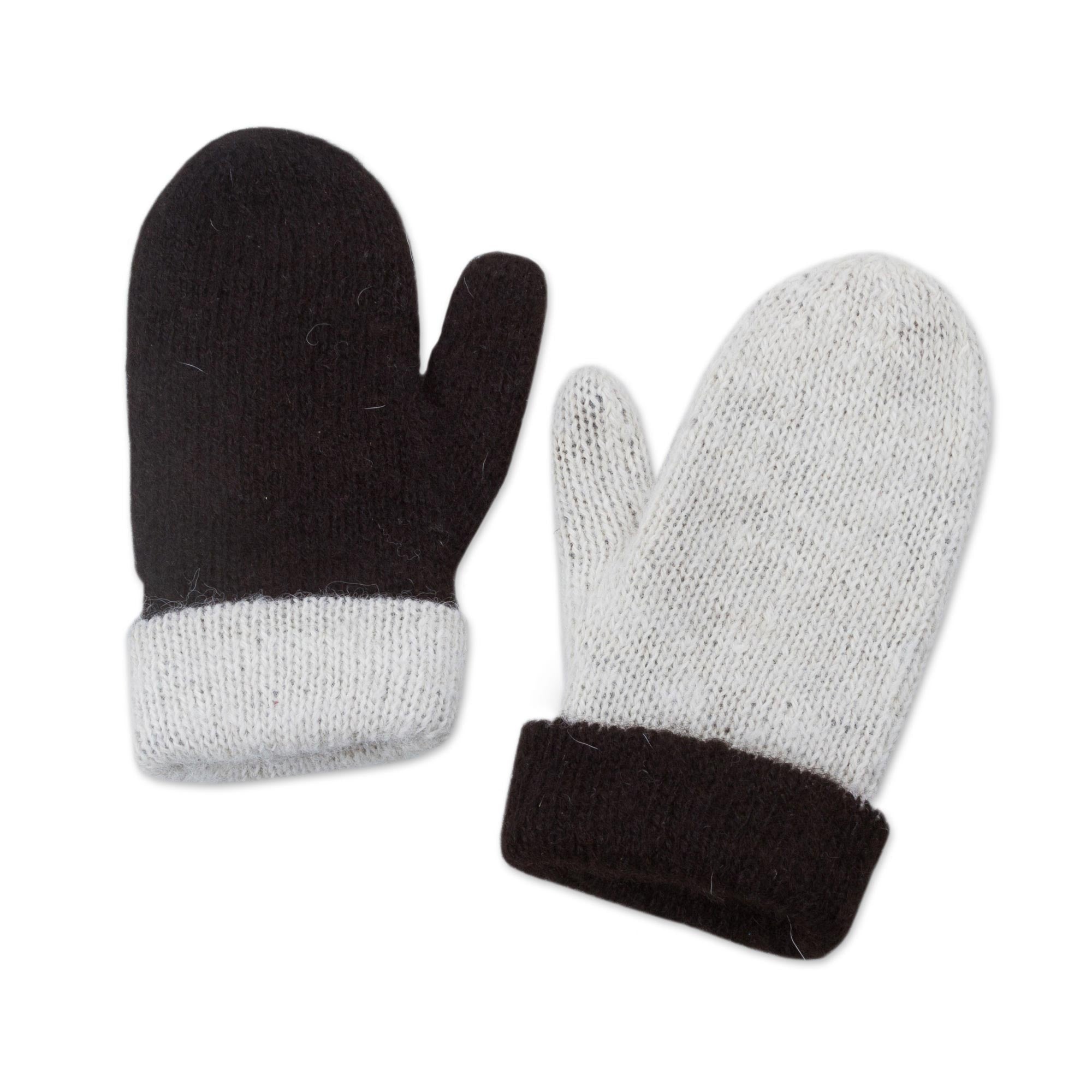 Premium Reversible Alpaca Mittens in Black & Eggshell | Handcrafted by Maria Teresa Tejada