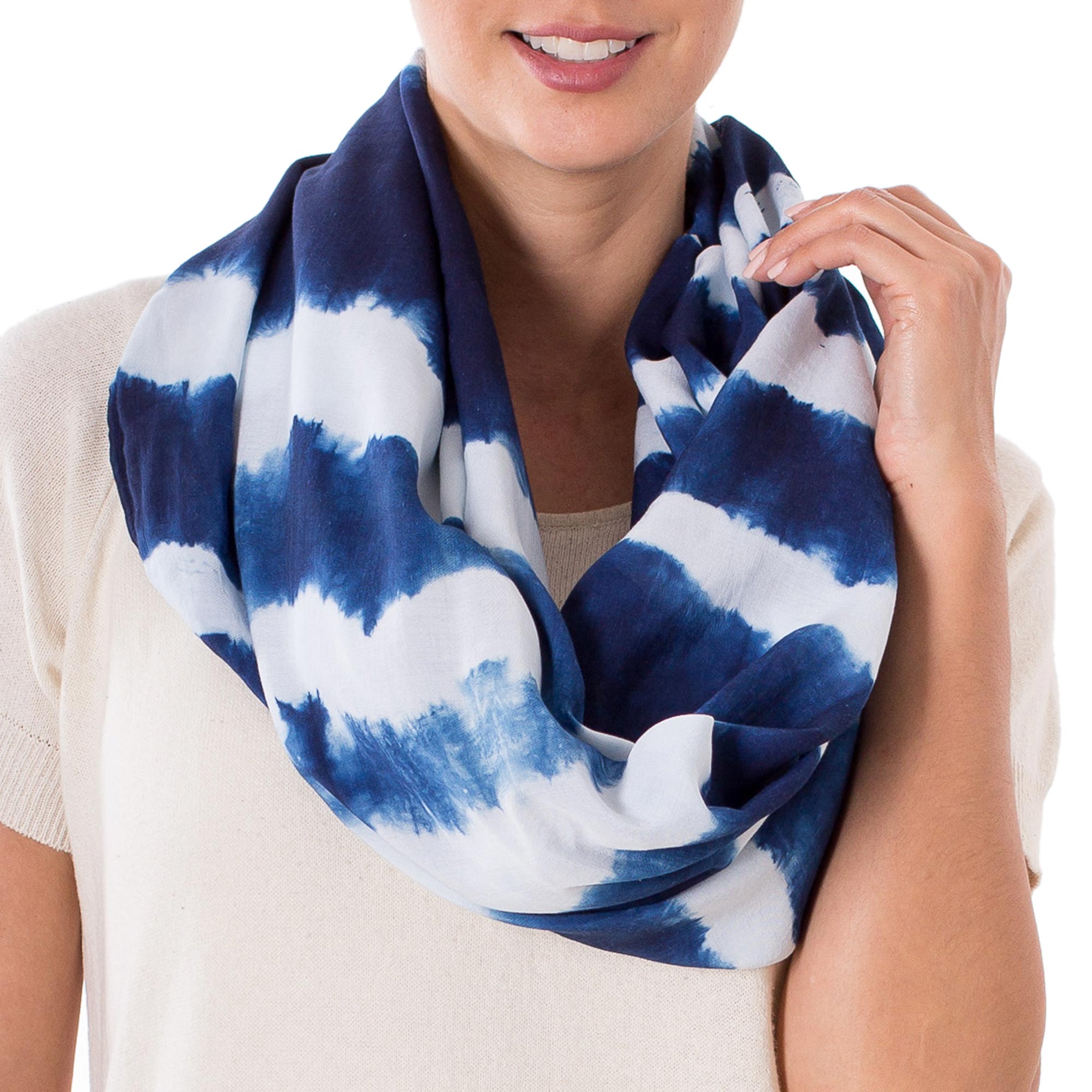 Premium Handcrafted Indigo Infinity Scarf – Natural Shibori Dye