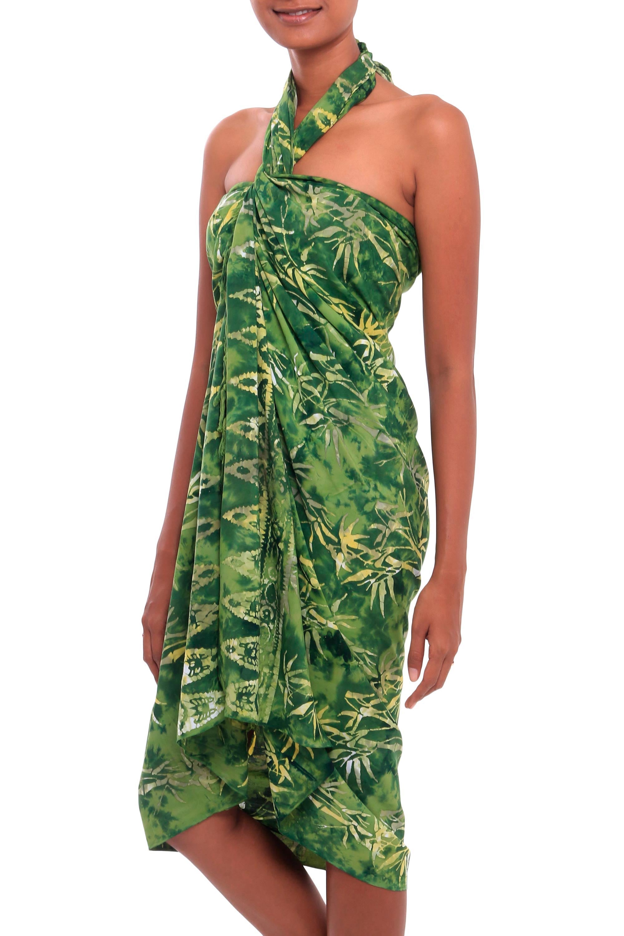 Premium Green Leaf Batik Rayon Sarong – Handcrafted in Bali