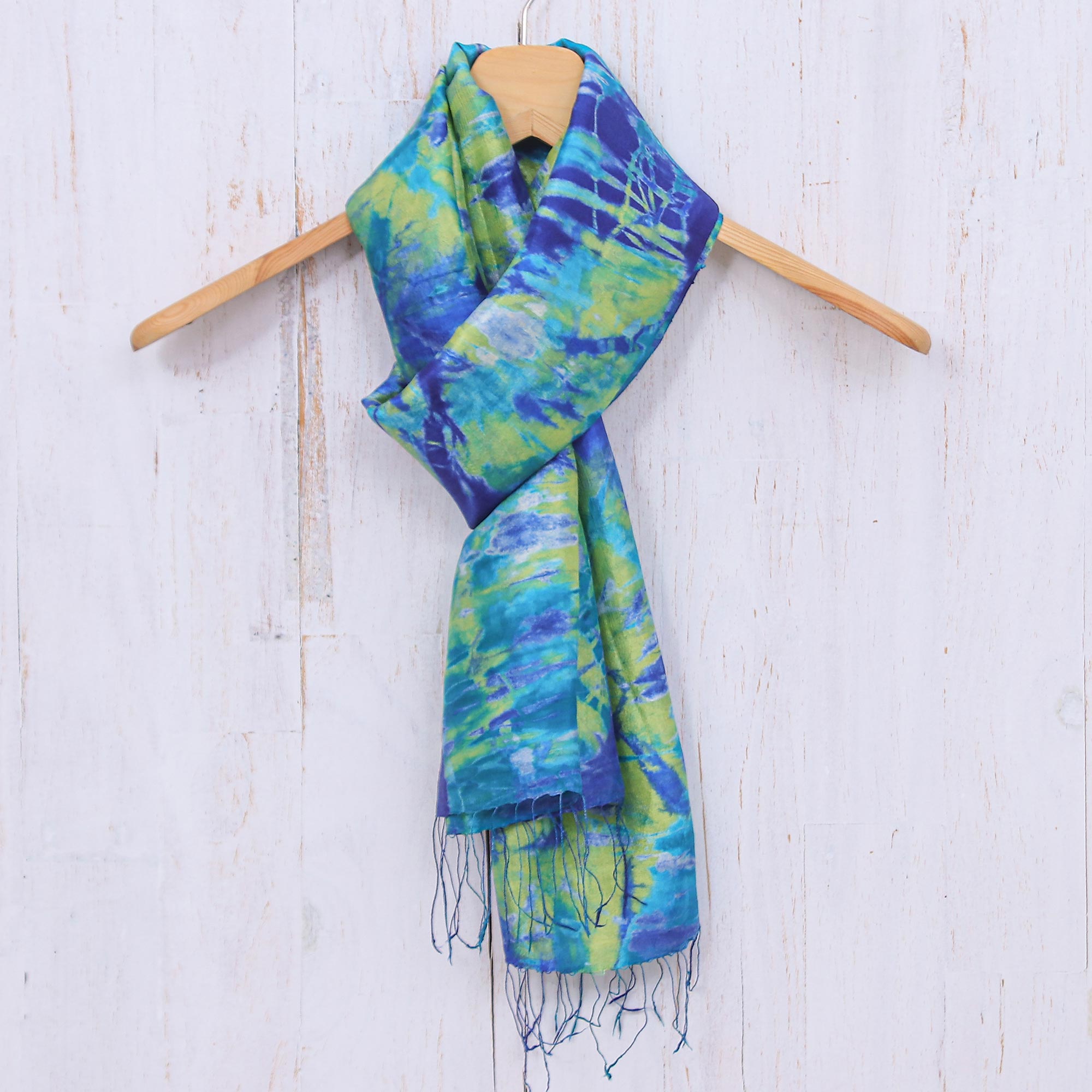 Premium Smiling Sea Tie-Dye Silk Scarf – Ultimate Luxury Accessory