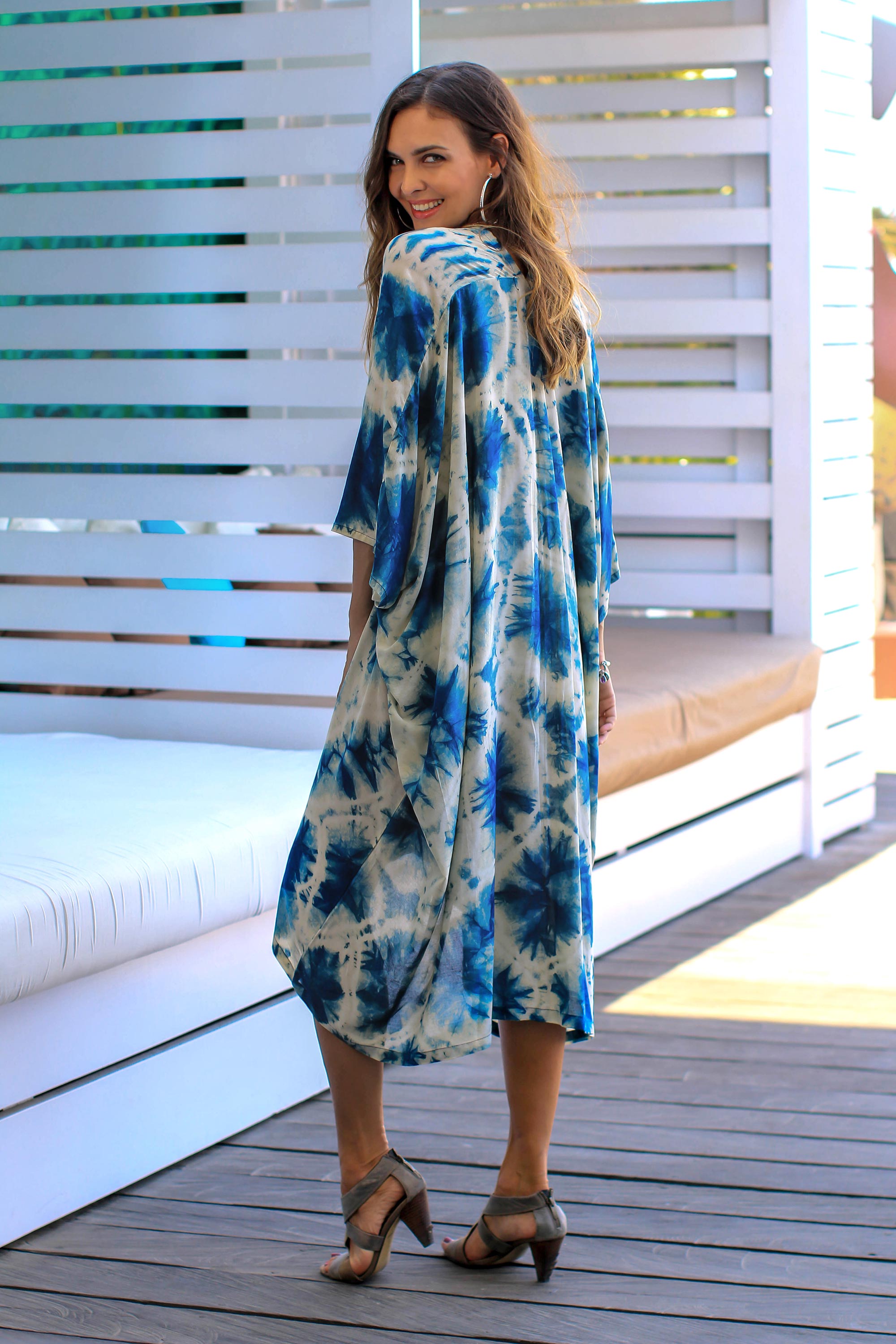 Premium Angin Segara Oceanic Tie-Dyed Rayon Caftan – Handcrafted in Java