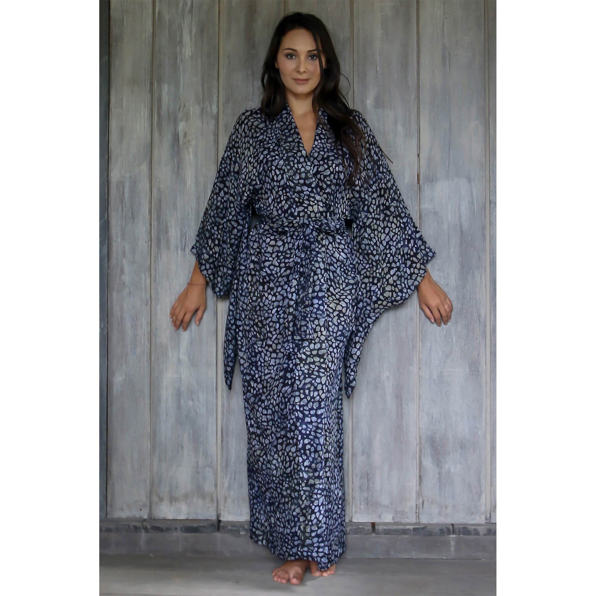 Premium Handcrafted Batik Kimono Robe - Grey Elegance