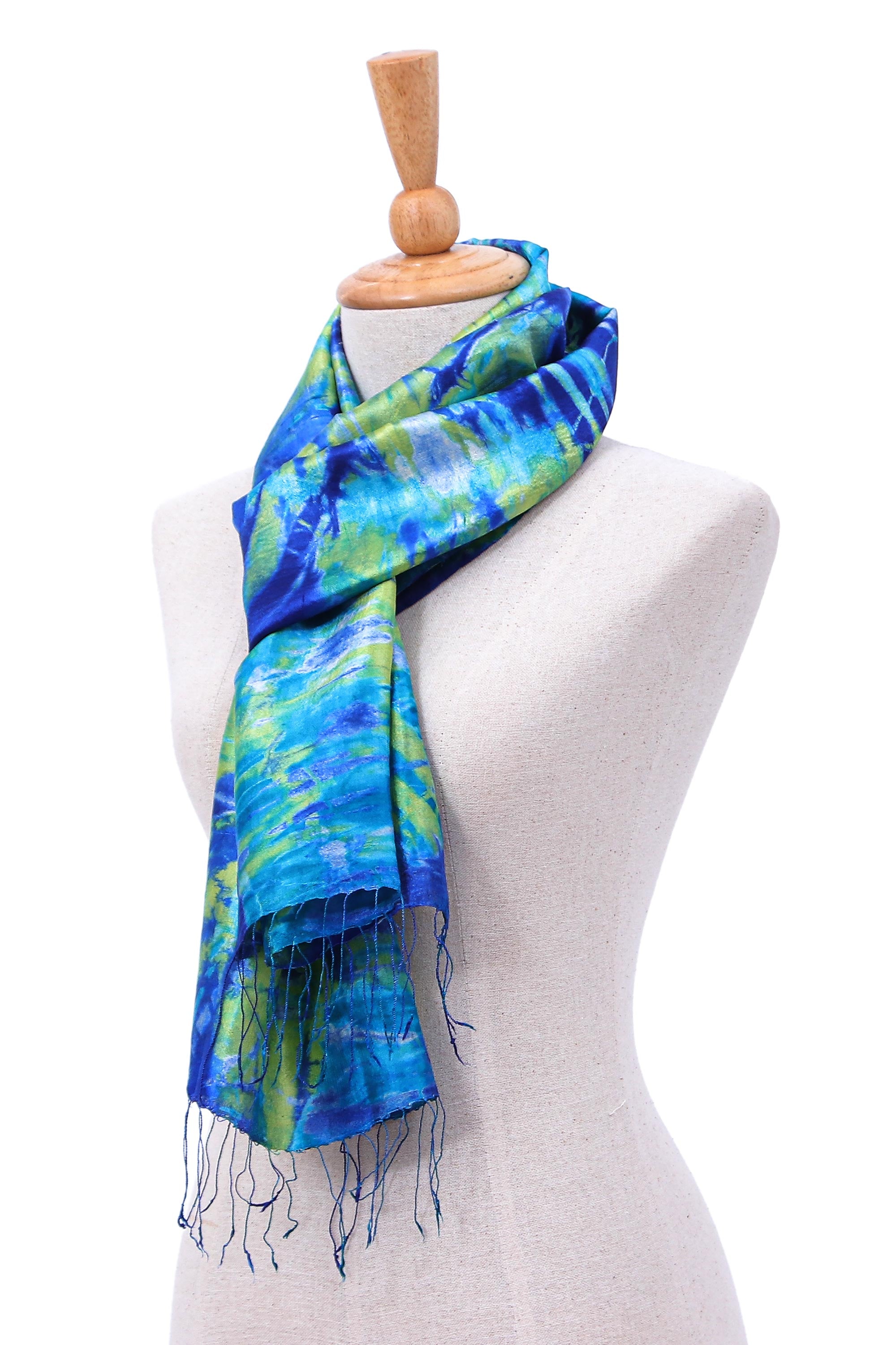 Premium Smiling Sea Tie-Dye Silk Scarf – Ultimate Luxury Accessory