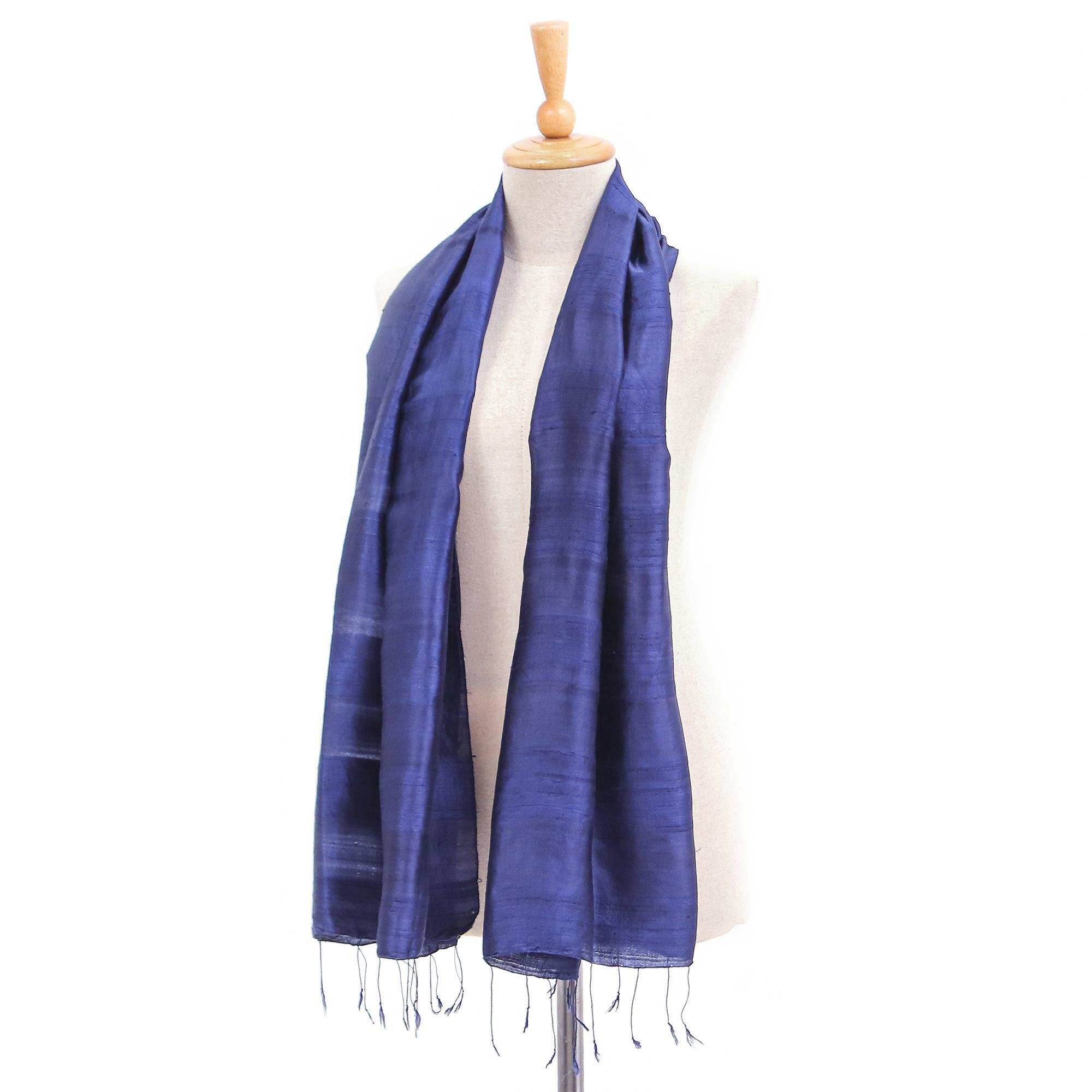 Premium Sapphire Night Handwoven Thai Silk Scarf – Ultimate Elegance