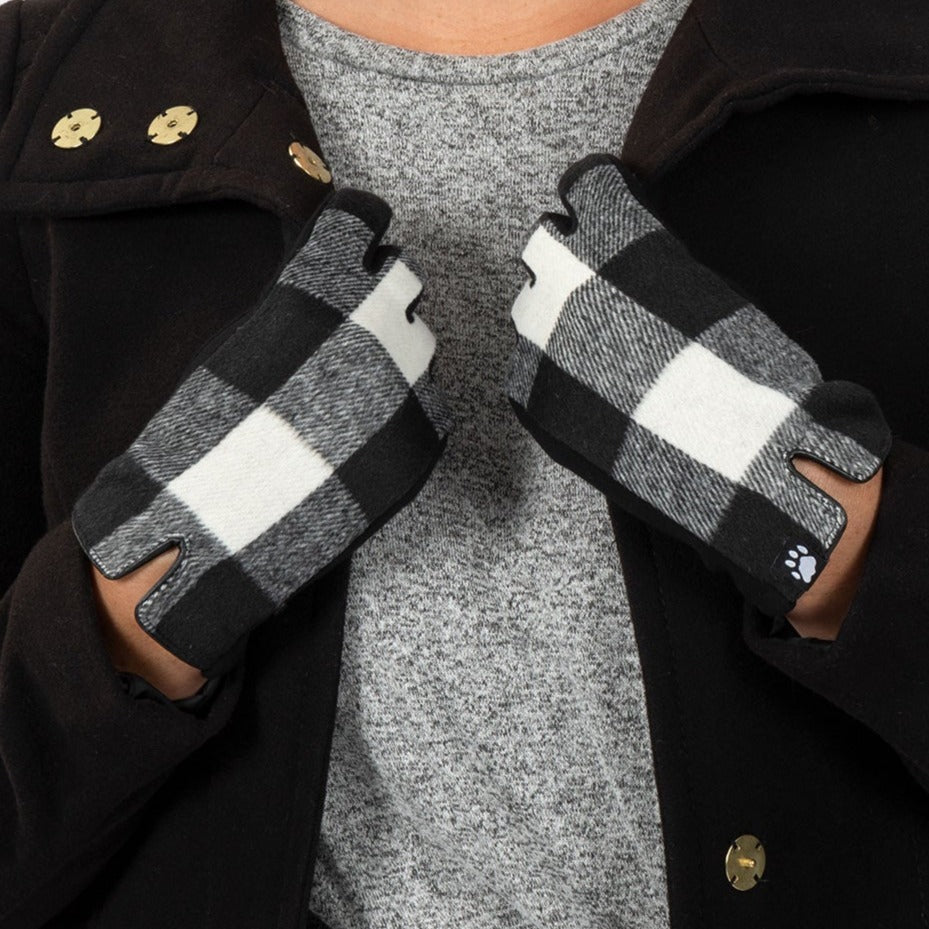 Premium Buffalo Check Touch Screen Gloves - Ultimate Winter Essential