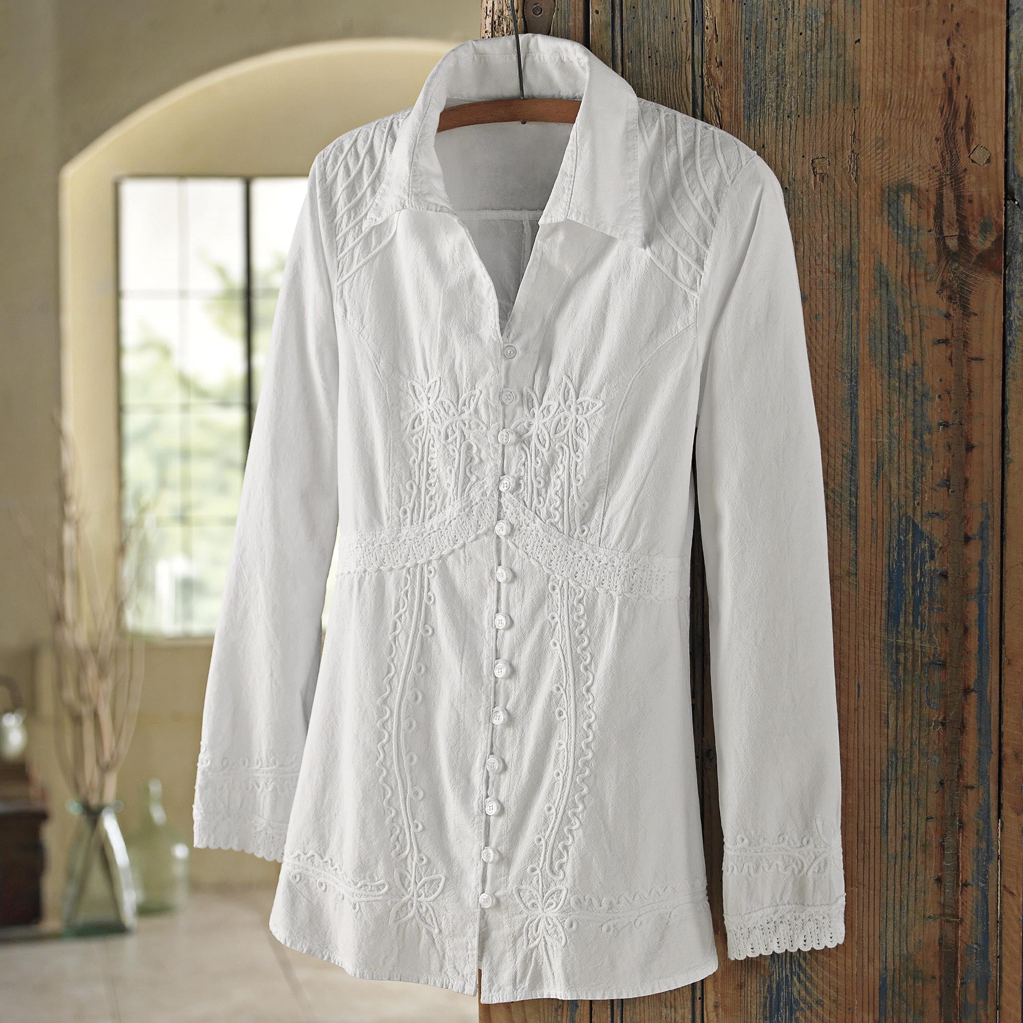 Premium White Blouse with Hand-Embroidered Lily of the Incas Design