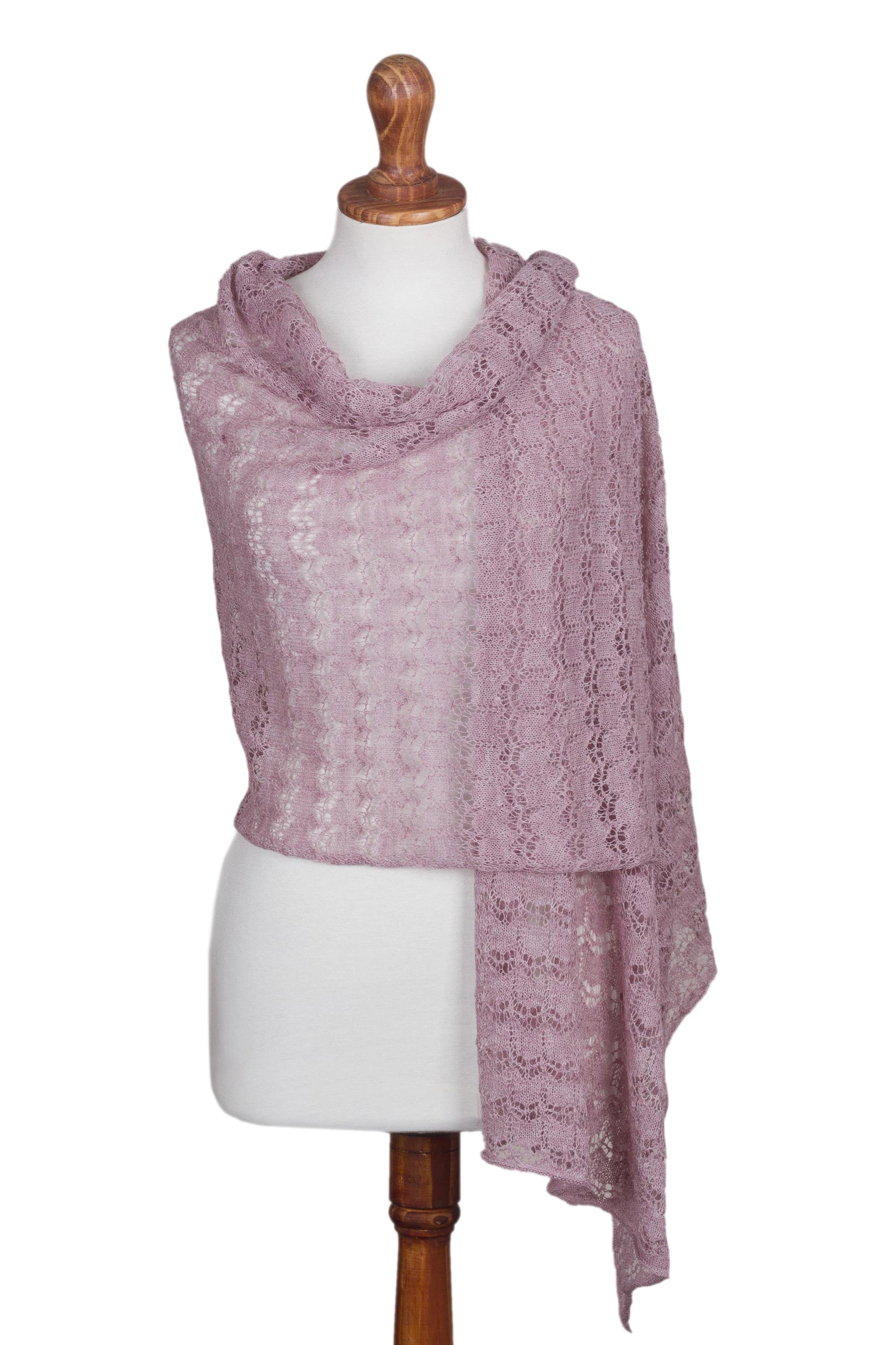 Premium Blush Textured Baby Alpaca Shawl – Ultimate Softness from Peru